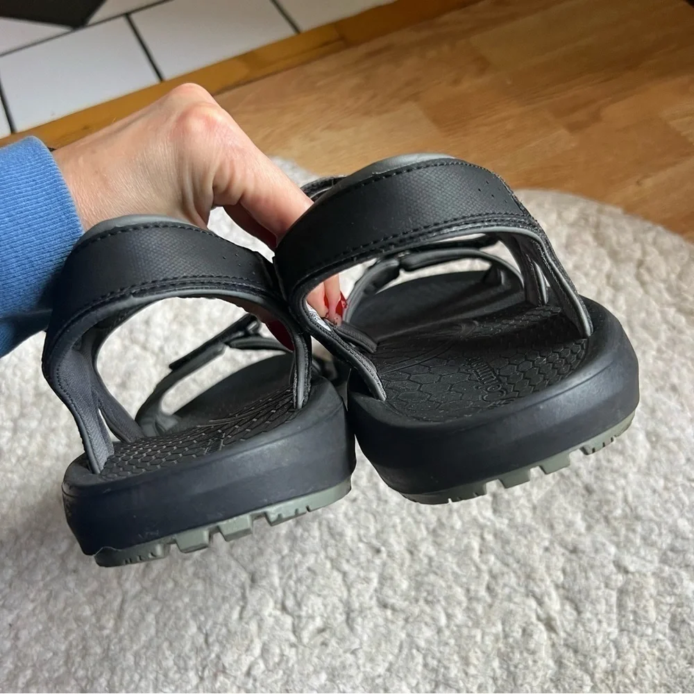 Columbia Riptide II Sandals Men's Size 11 Black Gray Water Sport Hiking Outdoor